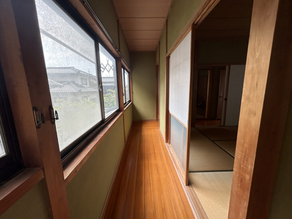 鳥取市青谷町戸建て廊下