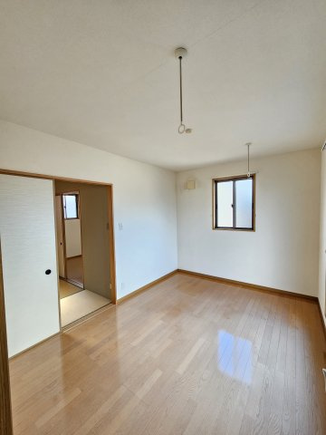 行徳戸建て　居室